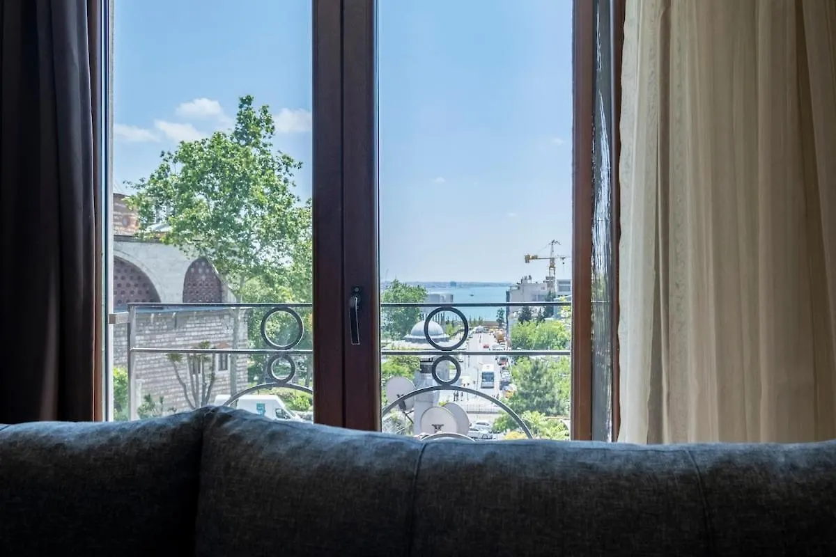 Central 1-Br Apartment With Sea View Near Galataport Provincia di Provincia di Istanbul Turchia